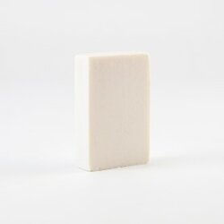 Rechthoekig stuk zeep wit met kiwi pitten