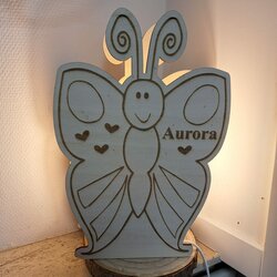 Lamp in vlinder vorm 
